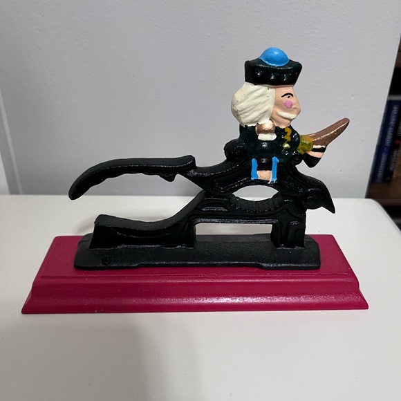 Other - Wiseman Cast Iron Nutcracker